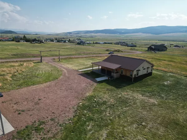 Philipsburg, MT 59858,7 Wolf LN