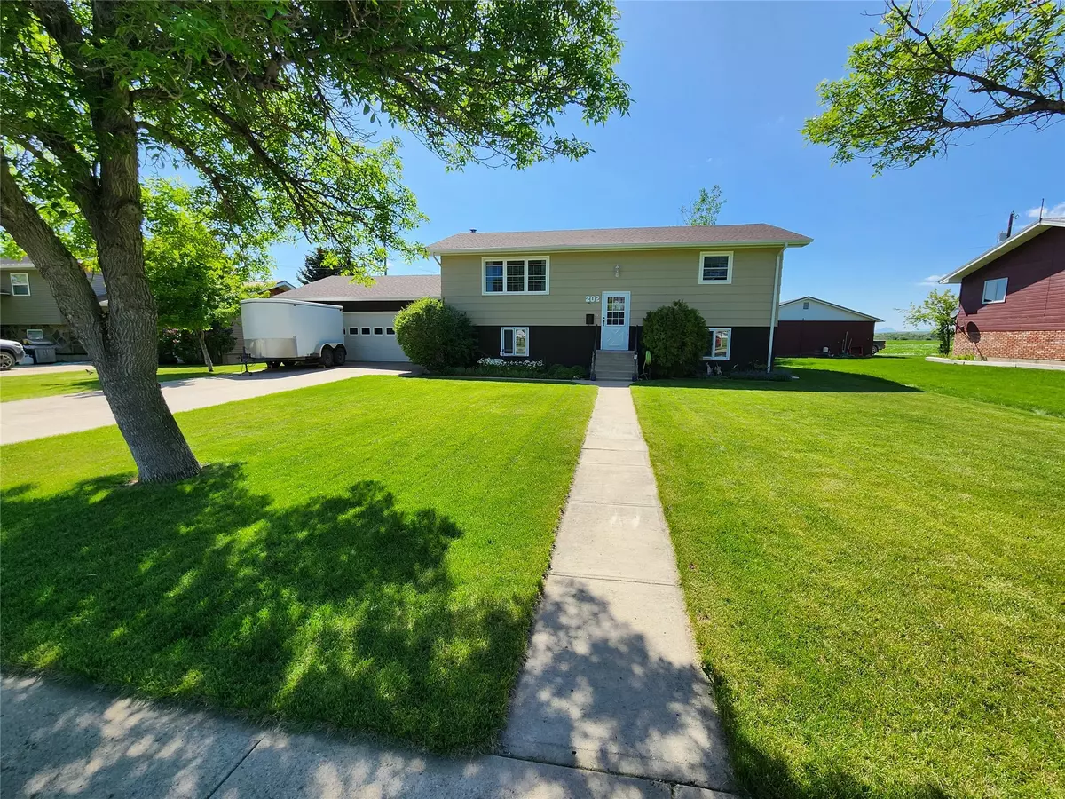 Choteau, MT 59422,202 10th AVE NW