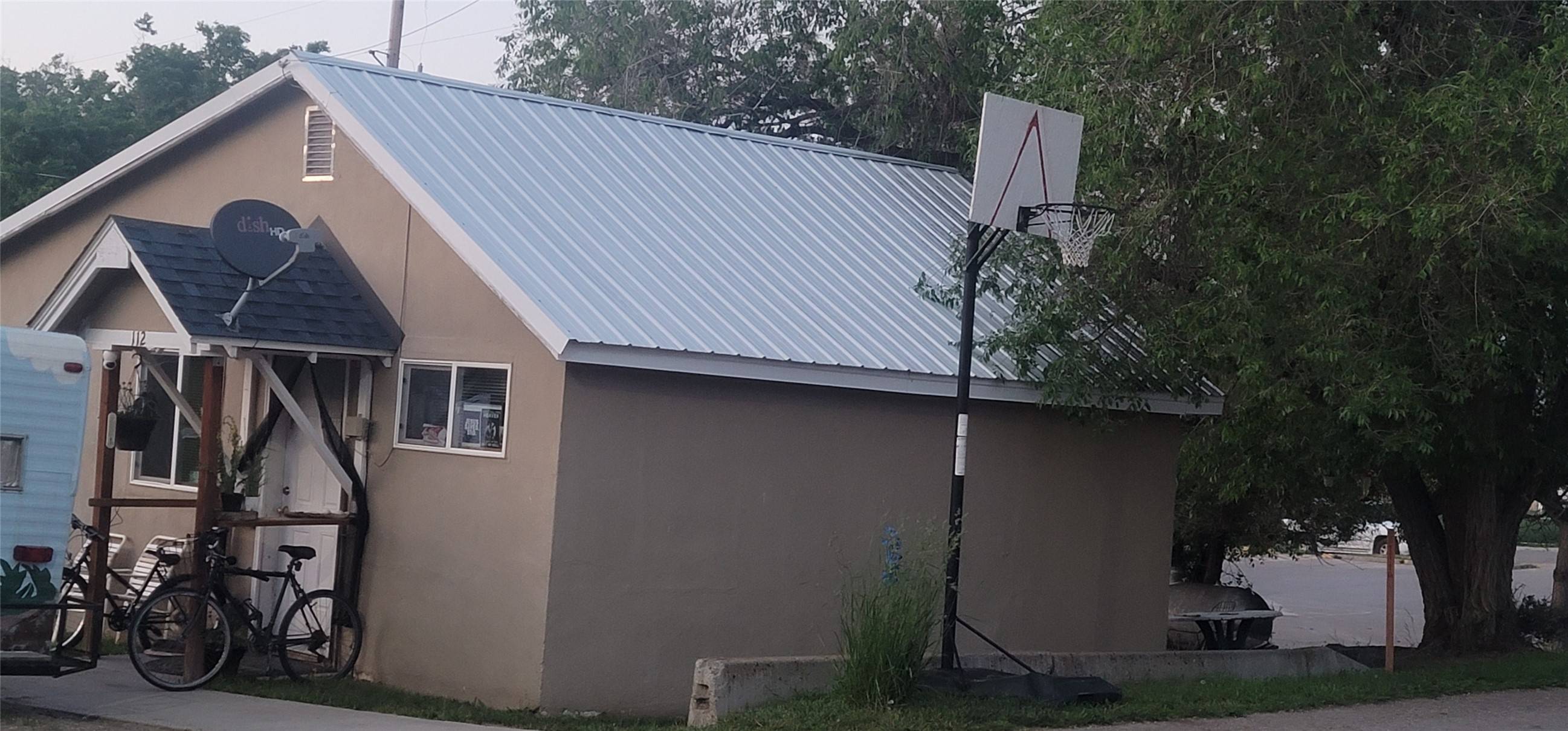 112 N Arlee ST, Hot Springs, MT 59845