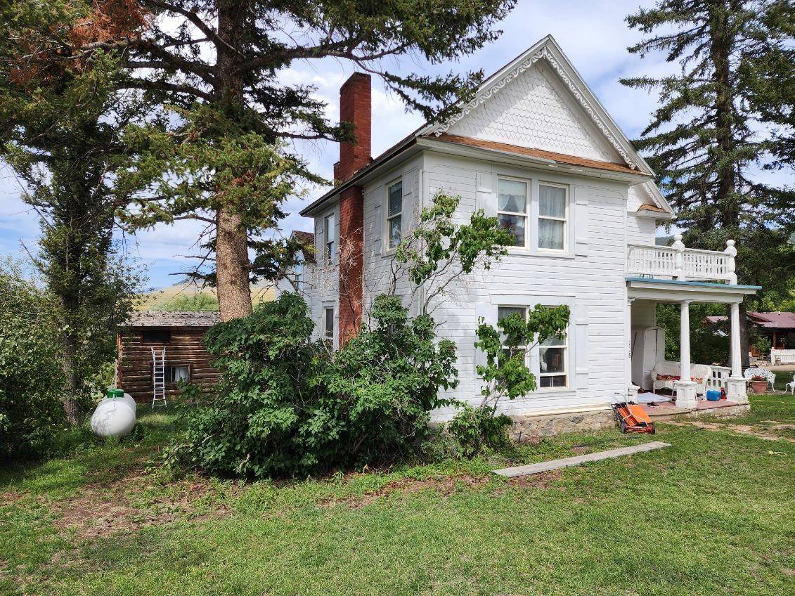 115 E Idaho ST, Virginia City, MT 59755