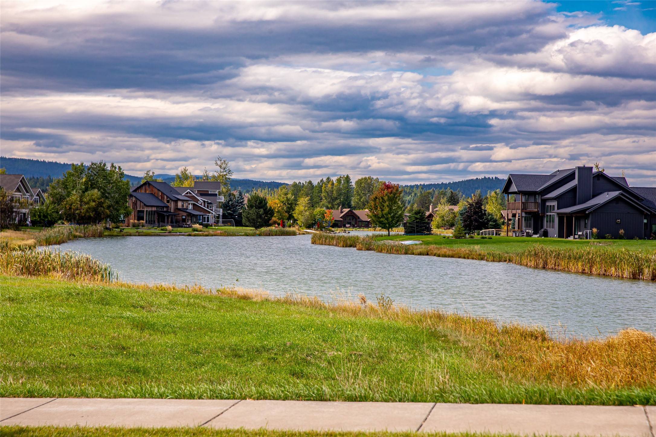 Whitefish, MT 59937,3050 River Lakes DR