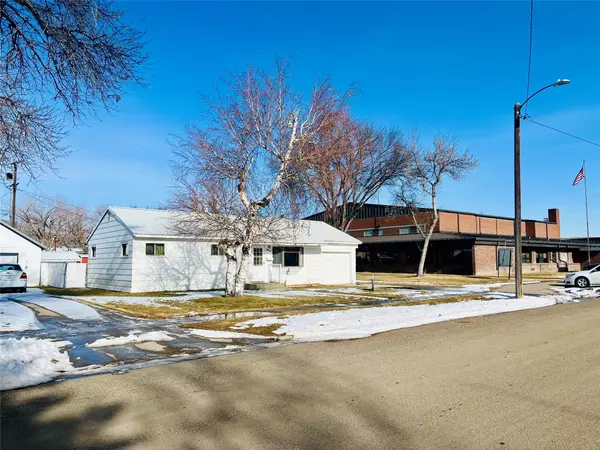 Fort Benton, MT 59442,1814 Washington ST