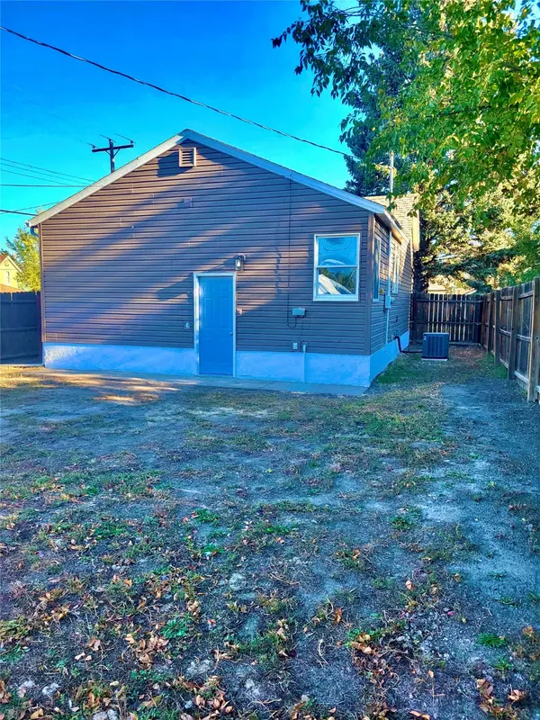 Glendive, MT 59330,412 E Towne ST