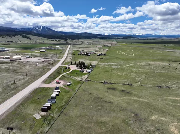 3809 Mt Highway 1,  Philipsburg,  MT 59858