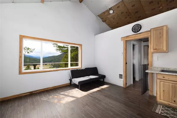 Rexford, MT 59930,420 Twin Lakes Heights RD