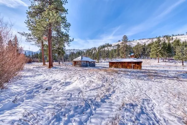 Sula, MT 59871,8131 Hwy 93 S