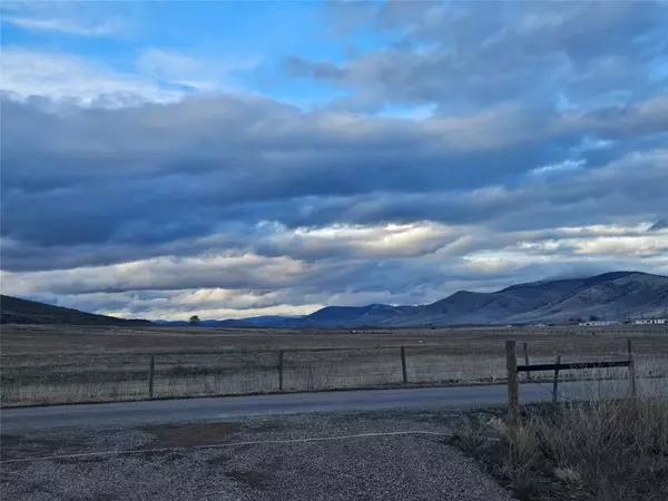 Hot Springs, MT 59845,Nhn Chisholm TRL