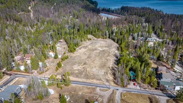 Whitefish, MT 59937,271 Lake Park LN