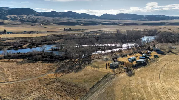 NHN Ponderosa RD, Melrose, MT 59743