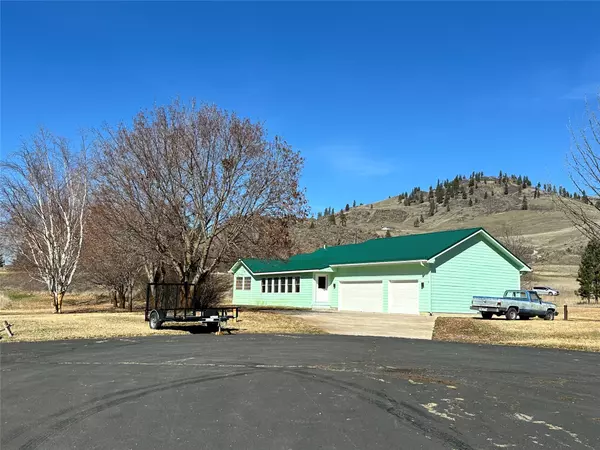 Plains, MT 59859,19 Terrace DR