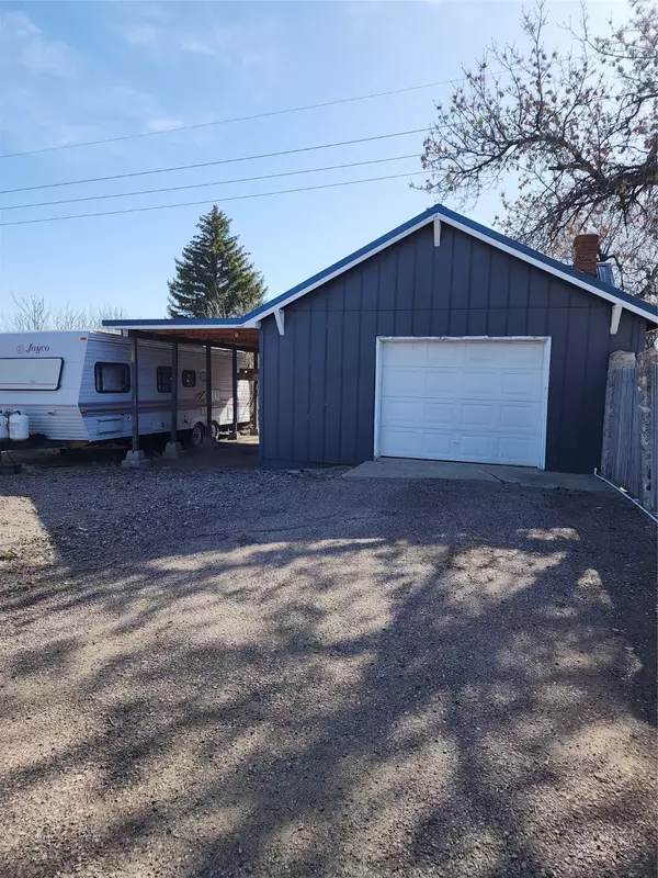 Dutton, MT 59433,213 3rd AVE SE