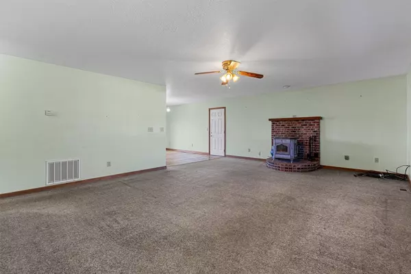 Stevensville, MT 59870,4429 Pony RD