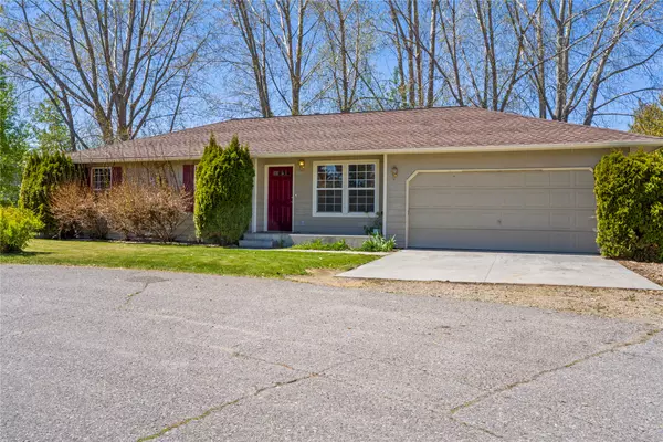 Hamilton, MT 59840,113 Alberta CT