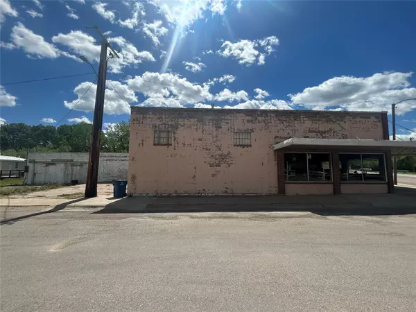 Belt, MT 59412,23 Bridge ST