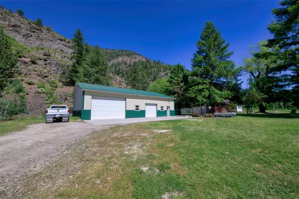 Plains, MT 59859,8045 MT HWY 200