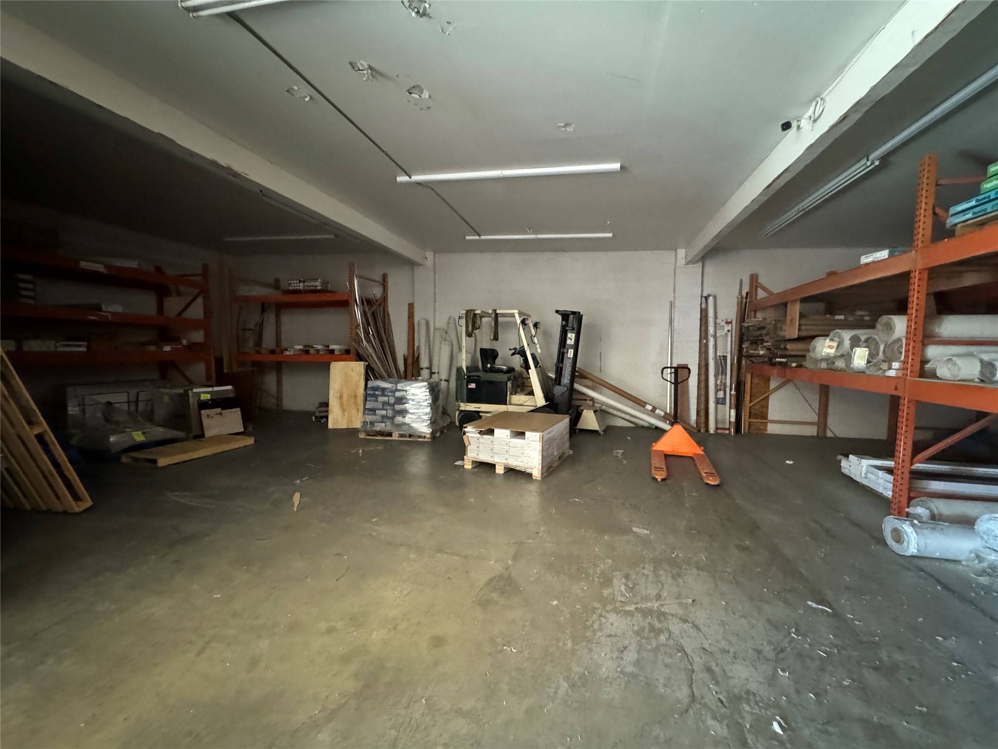 Helena, MT 59601,1430 N Montana AVE