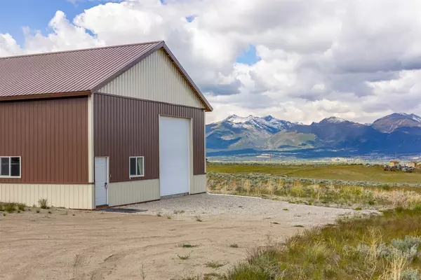 Corvallis, MT 59828,1638 Michaels WAY