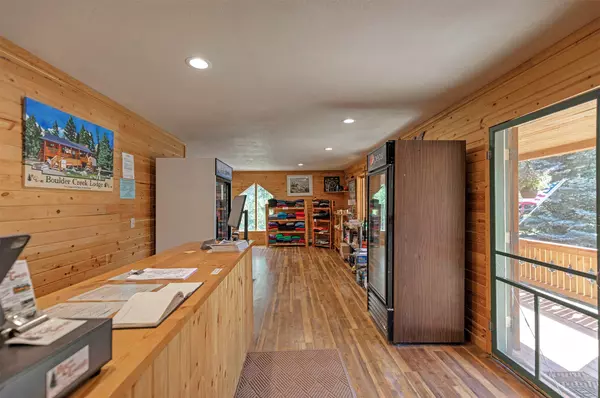 Hall, MT 59837,4 Boulder Creek RD