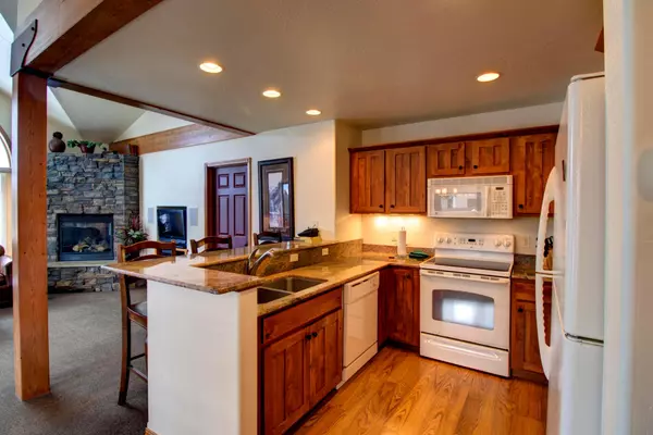 Columbia Falls, MT 59912,1025 Saint Andrews DR #Unit 54T Wk 34