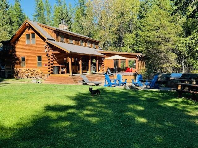855 Beaver Lake RD, Whitefish, MT 59937