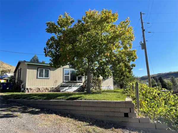 Highwood, MT 59450,162 W Harris AVE