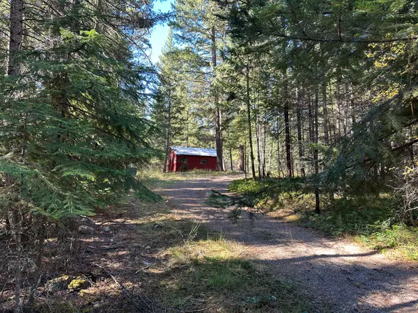 26 Tamarack LN, Thompson Falls, MT 59873