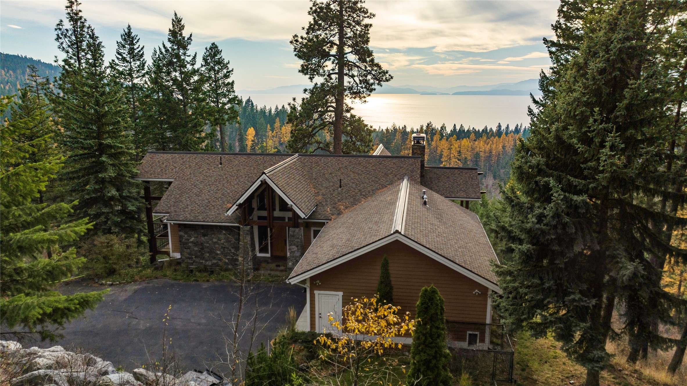 32054 Birch Tree DR, Bigfork, MT 59911