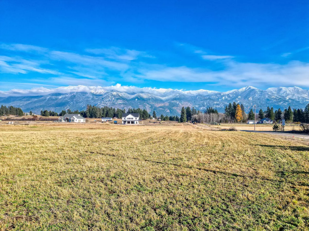 Columbia Falls, MT 59912,10 Songbird CT