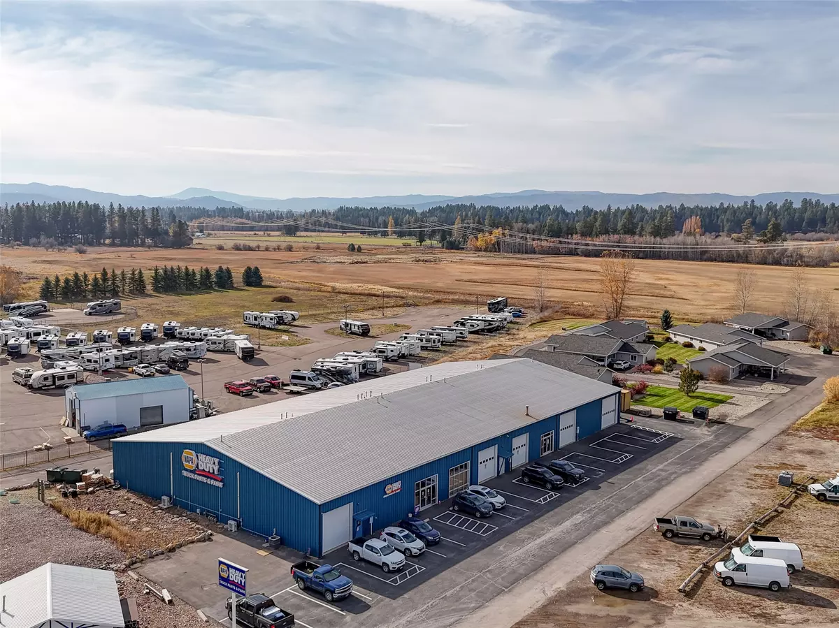Kalispell, MT 59901,28 Round Boy CT