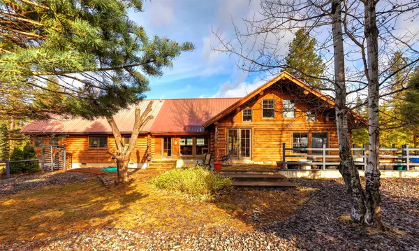 17 Mountain View RD, Trout Creek, MT 59874