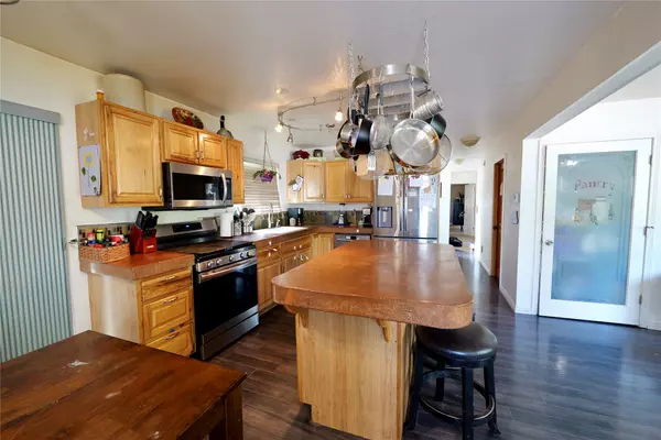 Seeley Lake, MT 59868,261 Locust LN