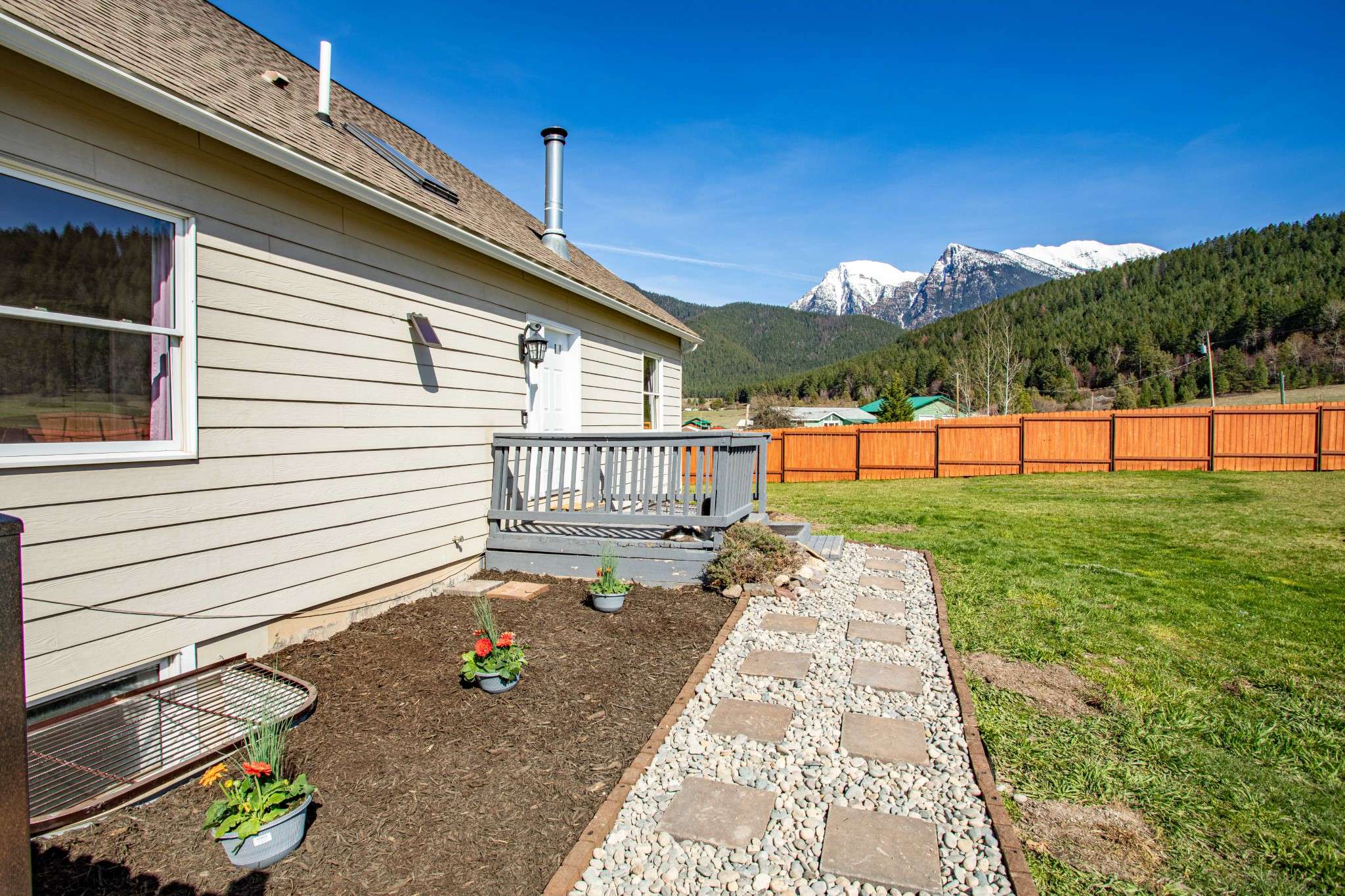 Saint Ignatius, MT 59865,32306 St Ignatius Airport RD