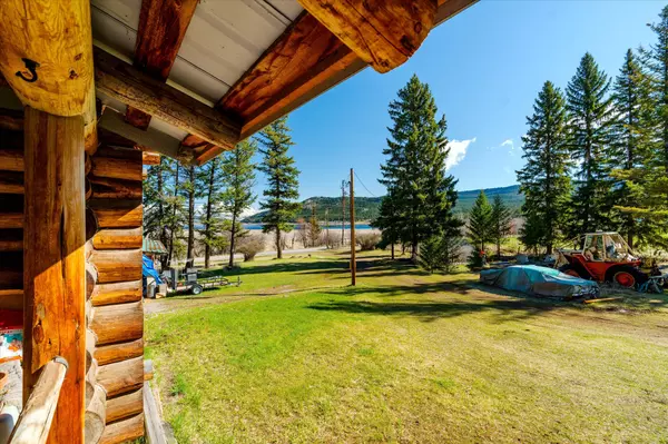 Kila, MT 59920,2910 Smith Lake RD