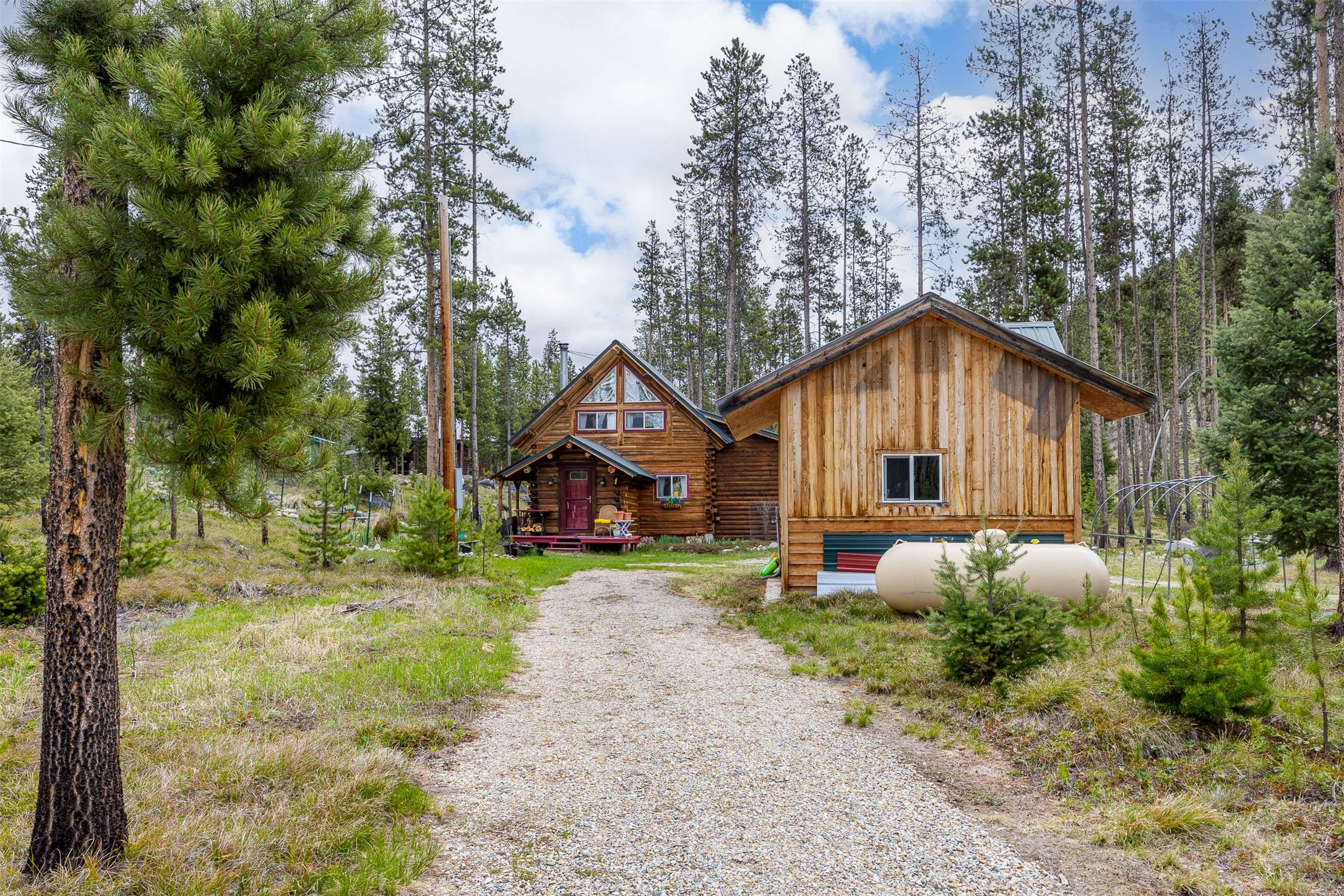 Sula, MT 59871,1441 Bonanza DR