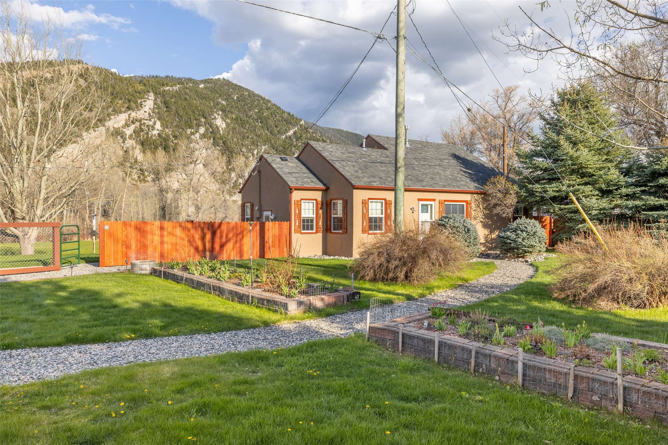 5116 Us Highway 89 S, Livingston, MT 59047
