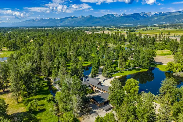 Stevensville, MT 59870,81 and 83 Bell XING W