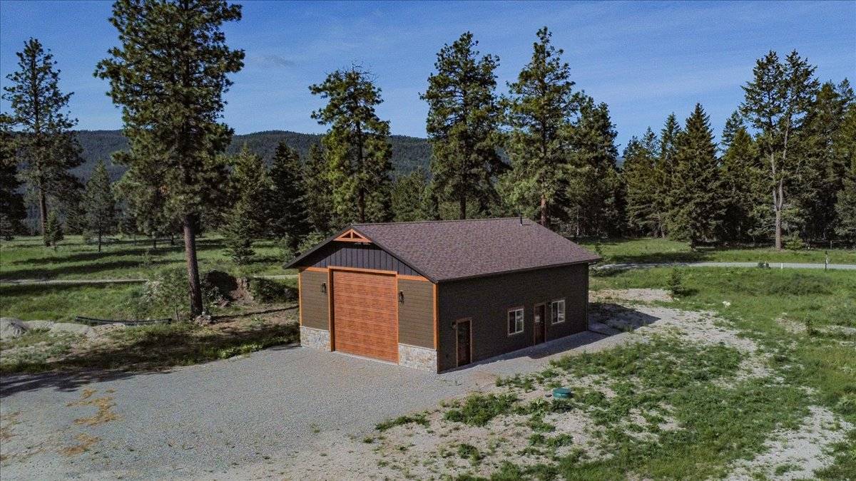 560 Riding High DR, Eureka, MT 59917