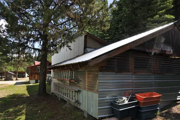 Whitefish, MT 59937,3630 Logan Creek RD