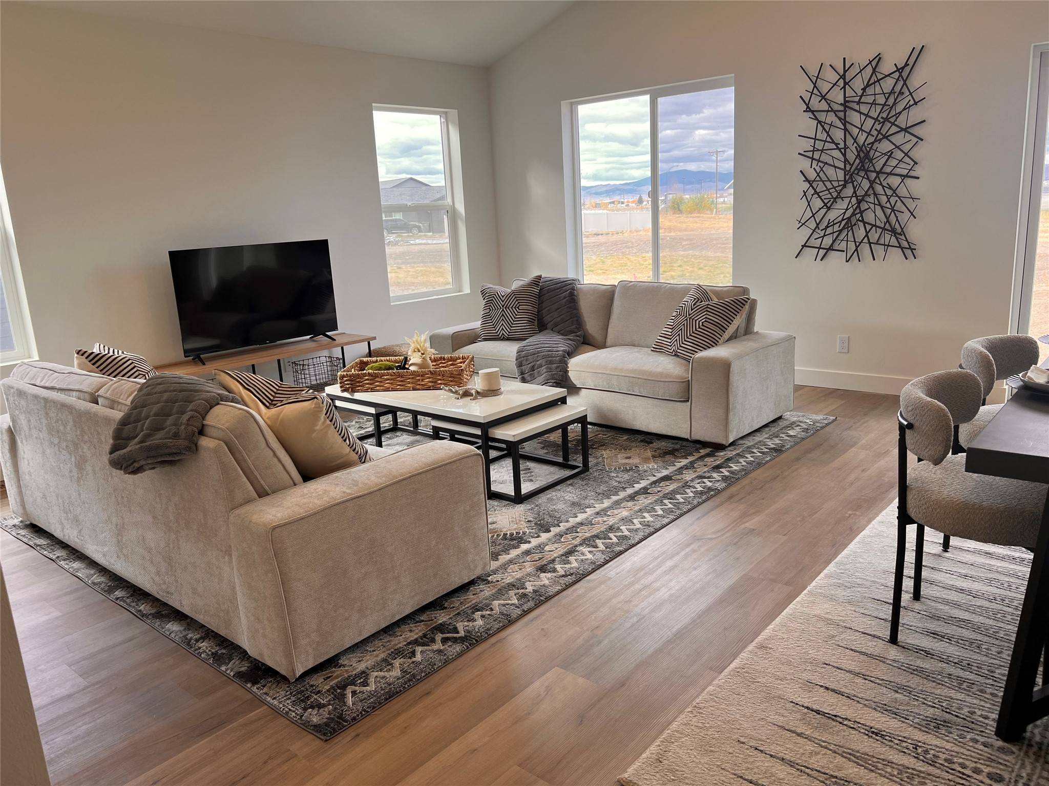 306 Meadow View LOOP, East Helena, MT 59635