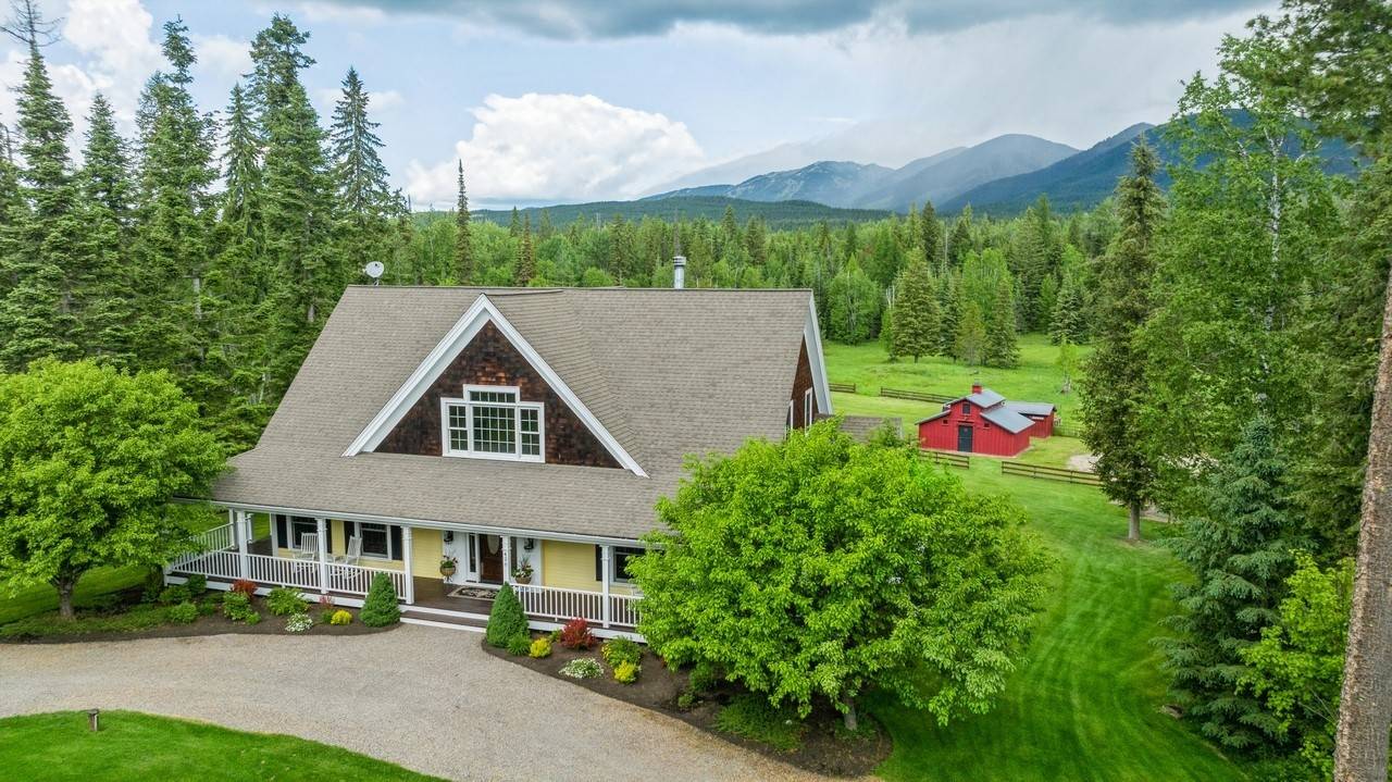 420 Little Creek LN, Whitefish, MT 59937