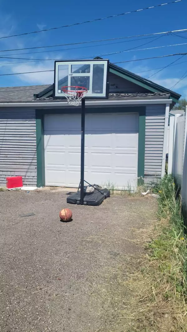 Butte, MT 59701,2617 Harvard AVE