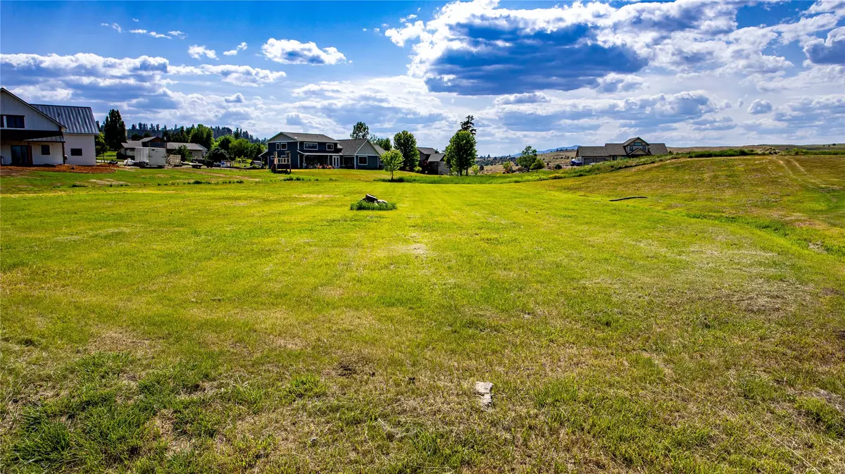 Polson, MT 59860,39760 Highland DR