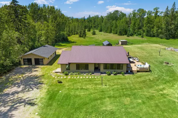 2300 Witty LN, Columbia Falls, MT 59912