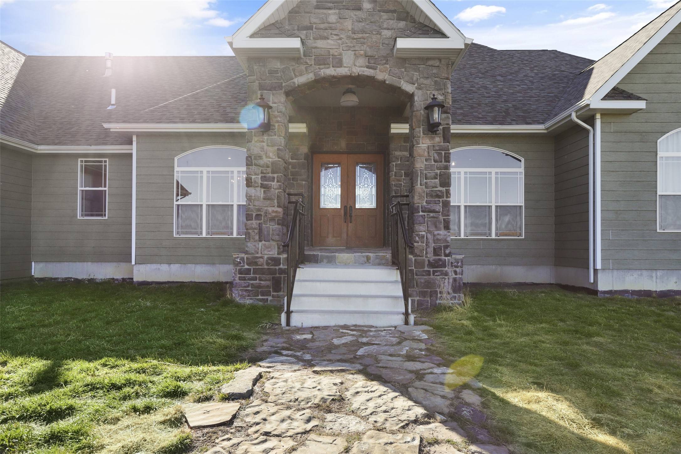 1030 Sun River Cascade RD, Sun River, MT 59483