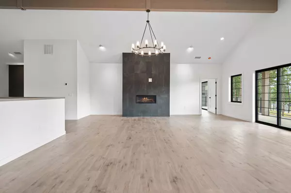 Lakeside, MT 59922,166 Blacktail LOOP