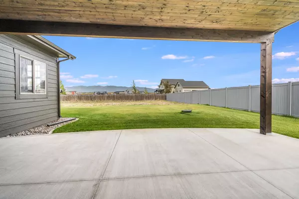 Columbia Falls, MT 59912,49 Hodgson CT