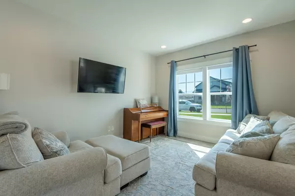 Helena, MT 59601,2866 Travis AVE