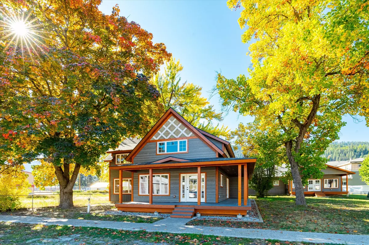 Troy, MT 59935,318 E Kootenai AVE