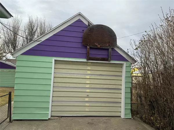 Cut Bank, MT 59427,334 4th AVE SE