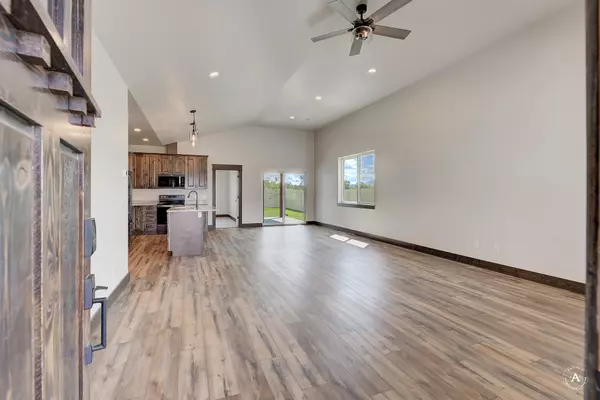 East Helena, MT 59635,242 Stirling LOOP